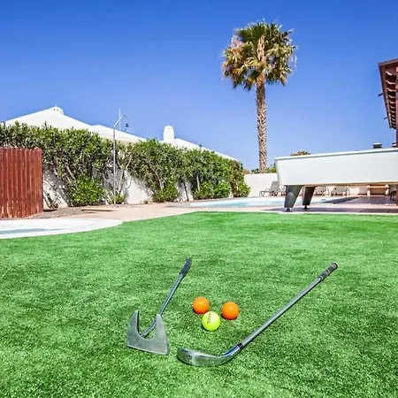 Villa Playa Blanca Sleeps 8 Pool Air Con Wifi Playa Blanca (Lanzarote)