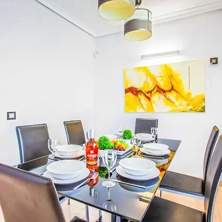 Playa Blanca Sleeps 8 Pool Air Con Wifi