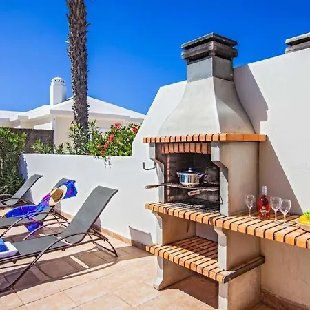 Playa Blanca Sleeps 8 Pool Air Con Wifi *