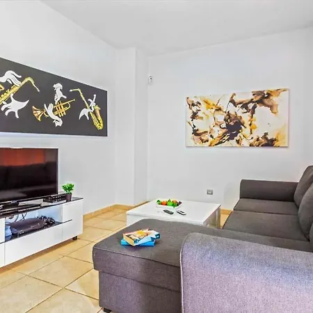 Villa Playa Blanca Sleeps 8 Pool Air Con Wifi
